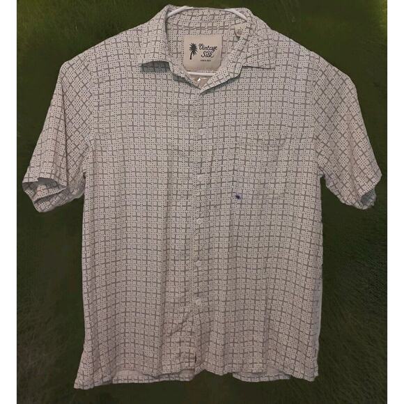 Vintage Silk Adult Mens L 100% Silk White Geometric Short Sleeve Button Up Shirt - Picture 1 of 8